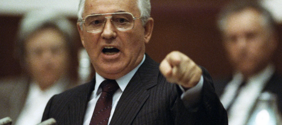 Mikhail Gorbachev Biography