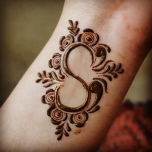 Simple Mehndi Design Trick from S Letter